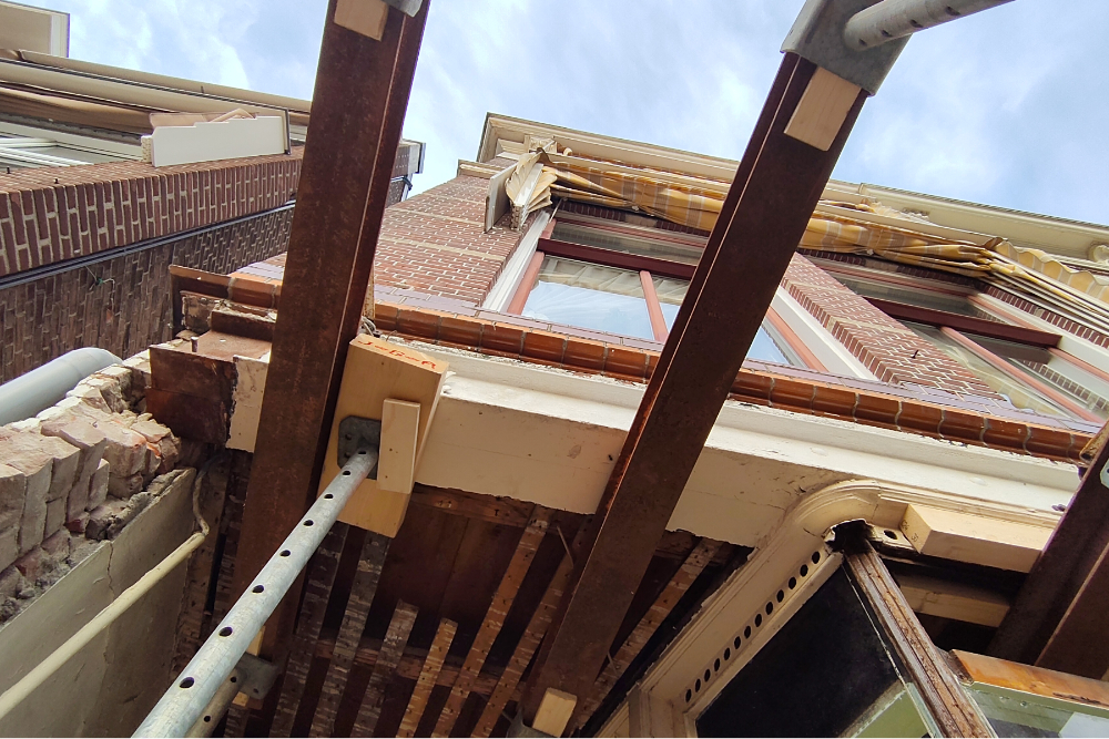 week 07: restoration of shop front in Leiden